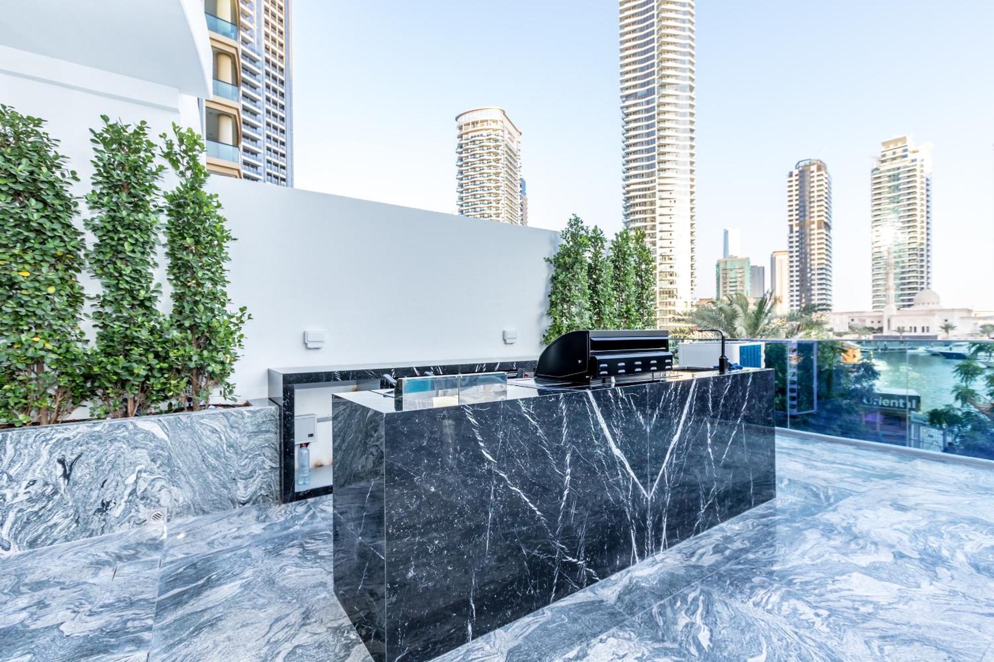 Dubai Marina Hidden Gem- Luxury,Unveiled Villa Esterno foto