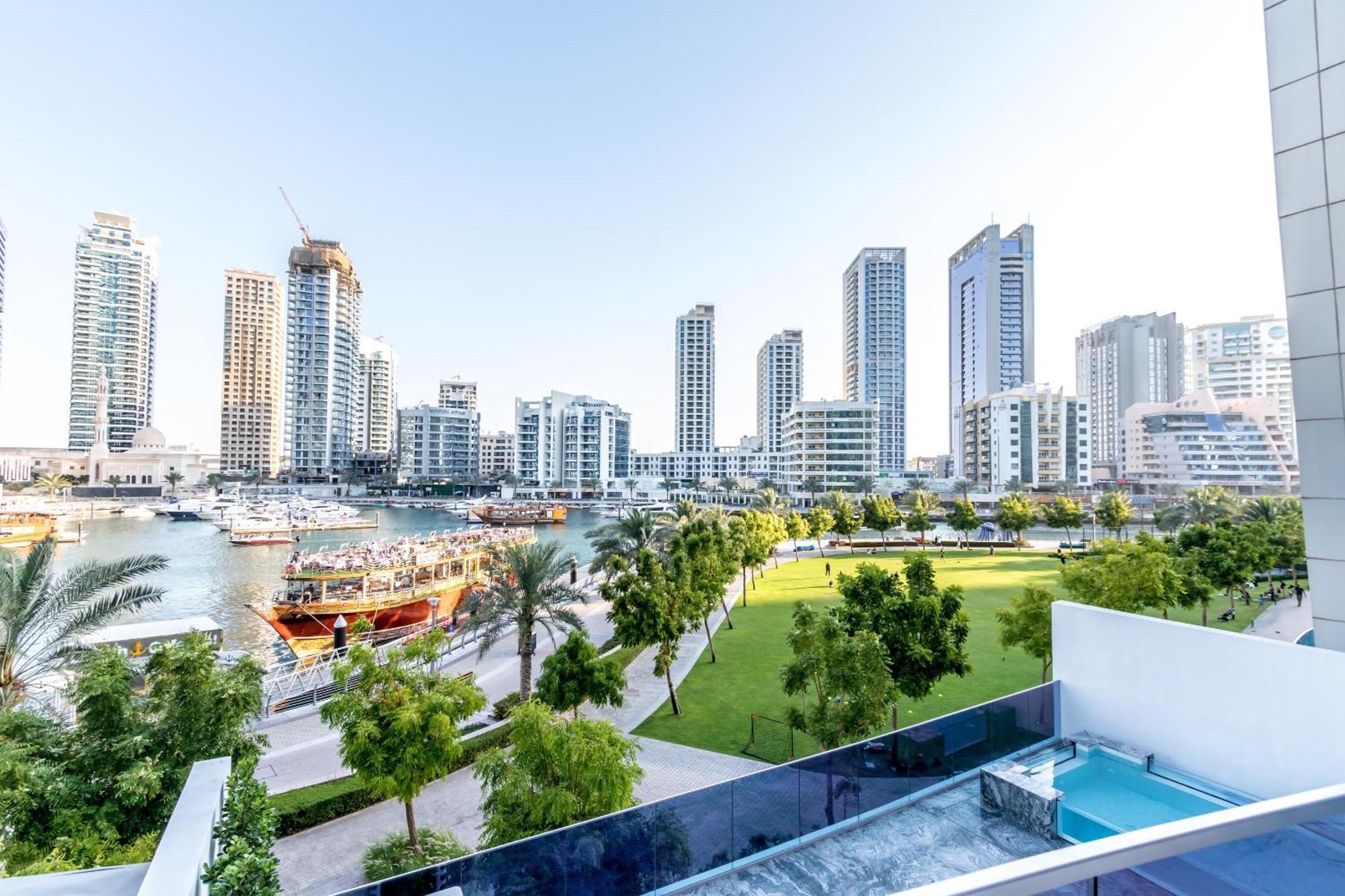 Dubai Marina Hidden Gem- Luxury,Unveiled Villa Esterno foto